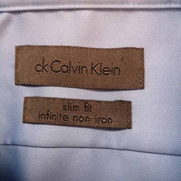 Calvin Klein Men's Size 16.5 Blue Slim Fit Non Iron Button Front Dress Shirt - Picture 3 of 7
